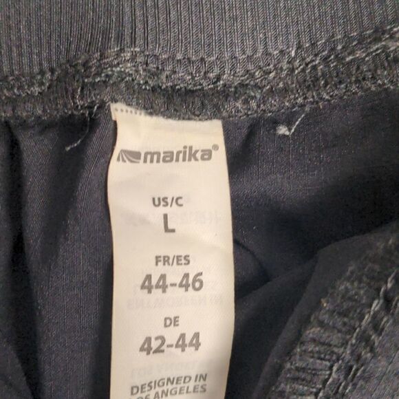 Marika Cropped Black Active Pants - Picture 6 of 7